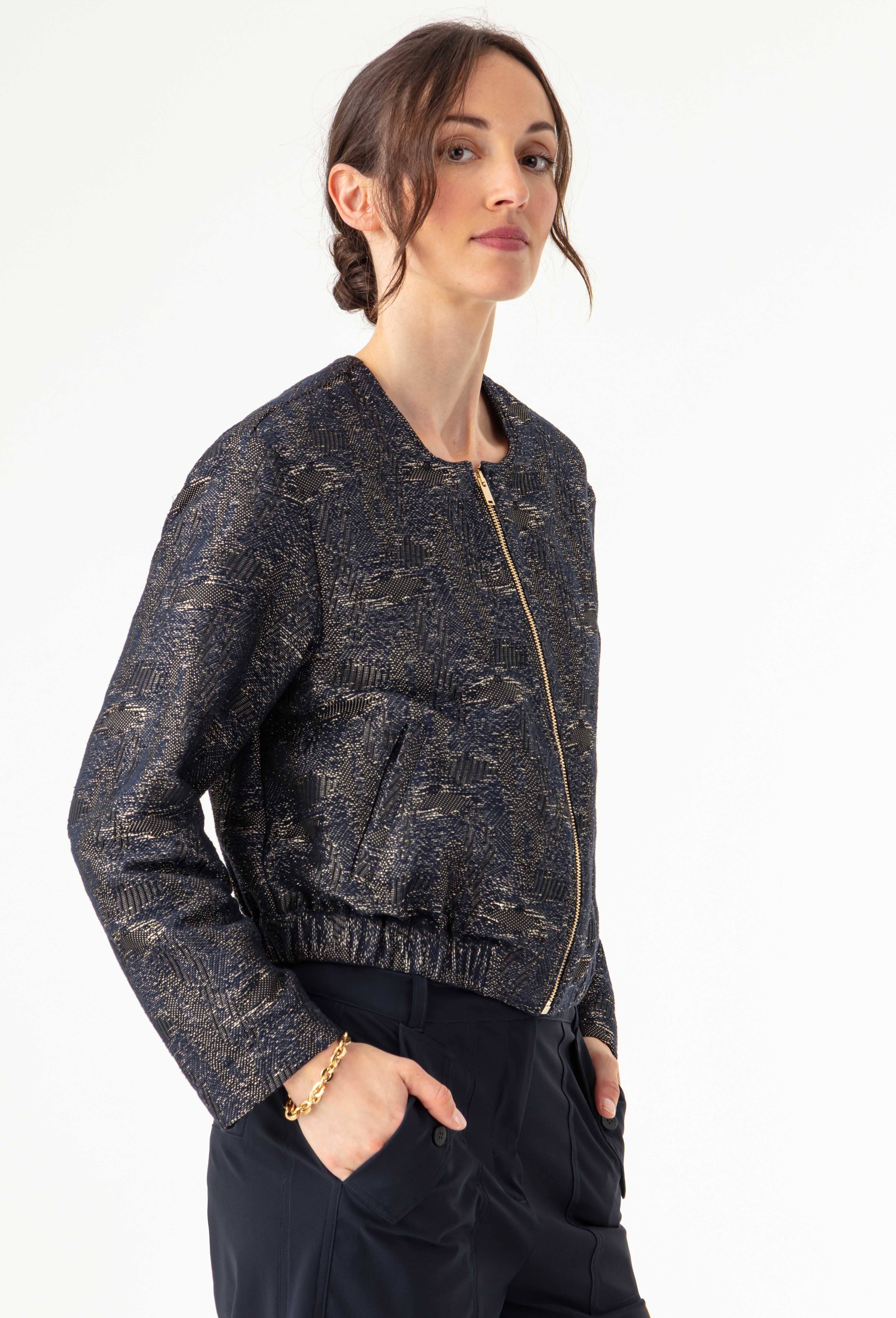 Bombers JILL - Image 4