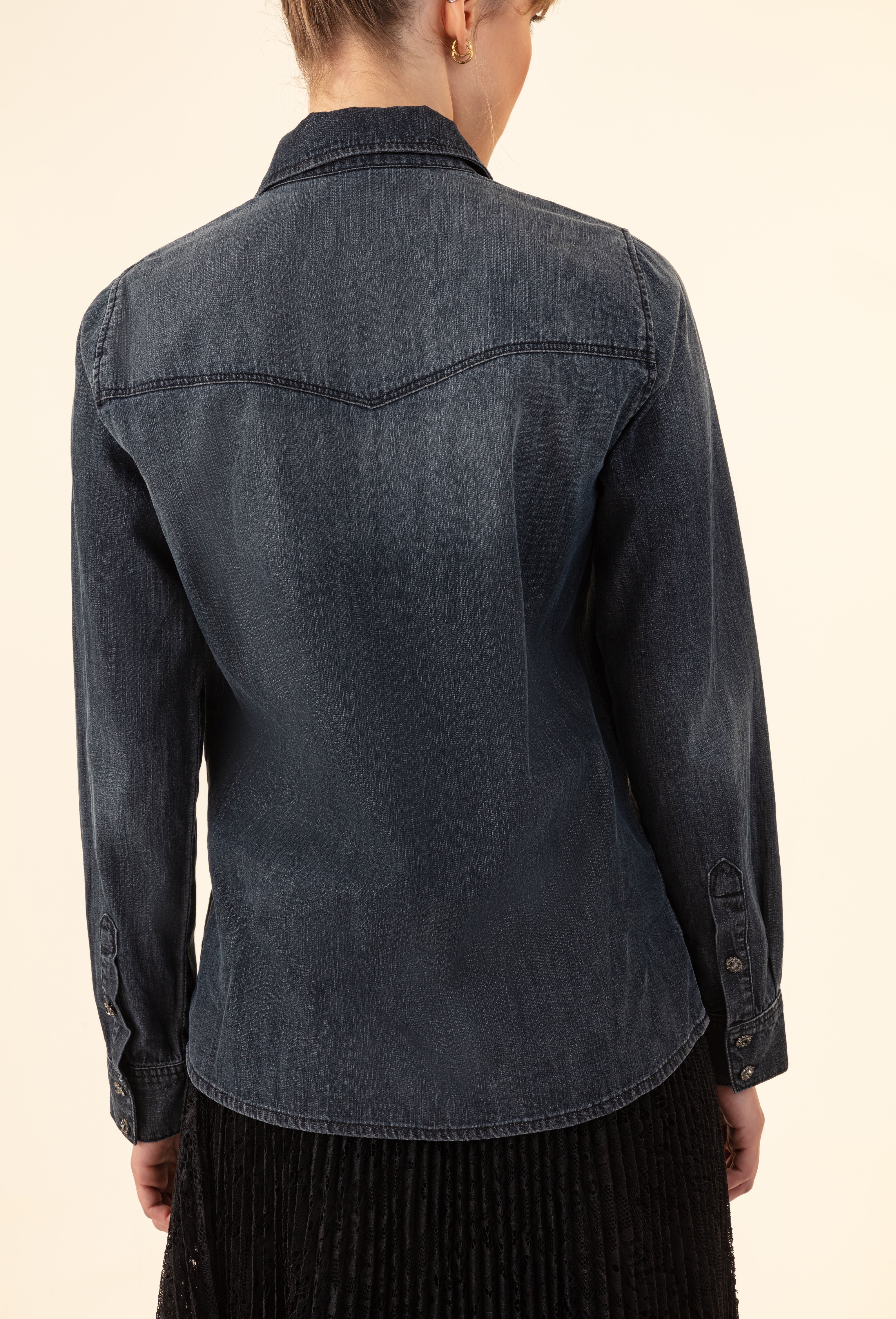 Chemise en jean gris Petula 100% coton - Image 2
