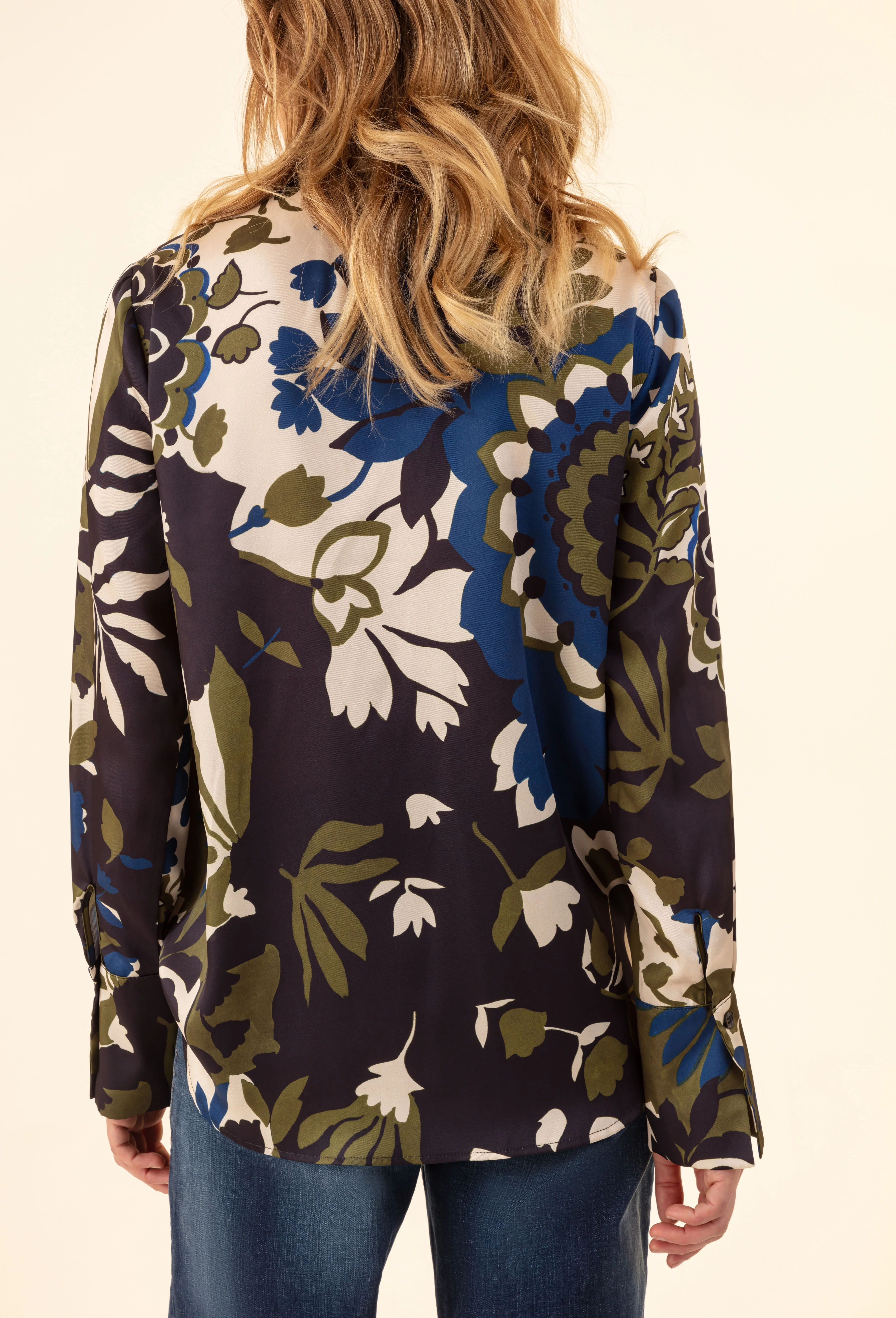 Chemise Queen satinée imprimé fleuri - Image 2