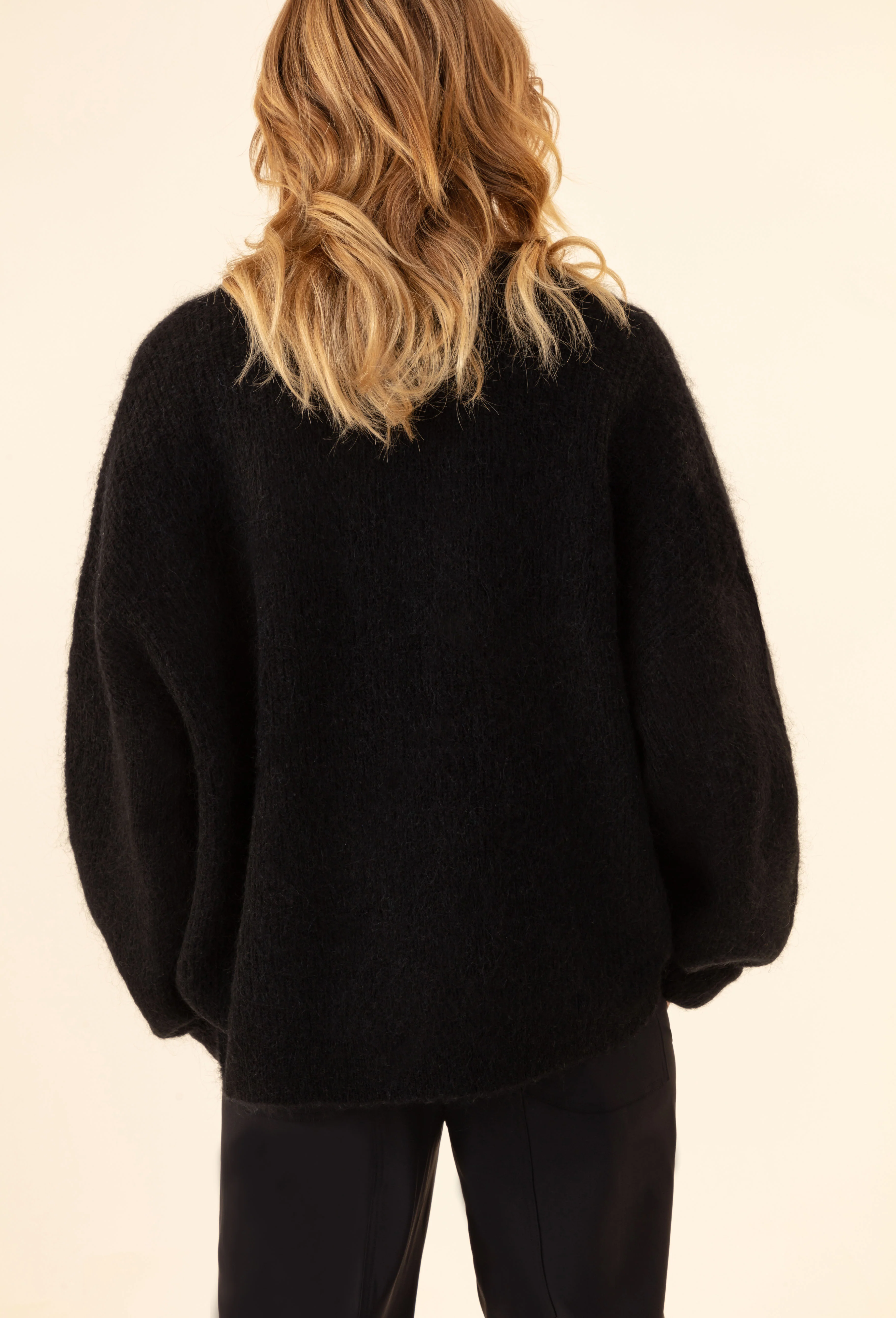 Gilet Bonnie noir 66% laine - Image 2