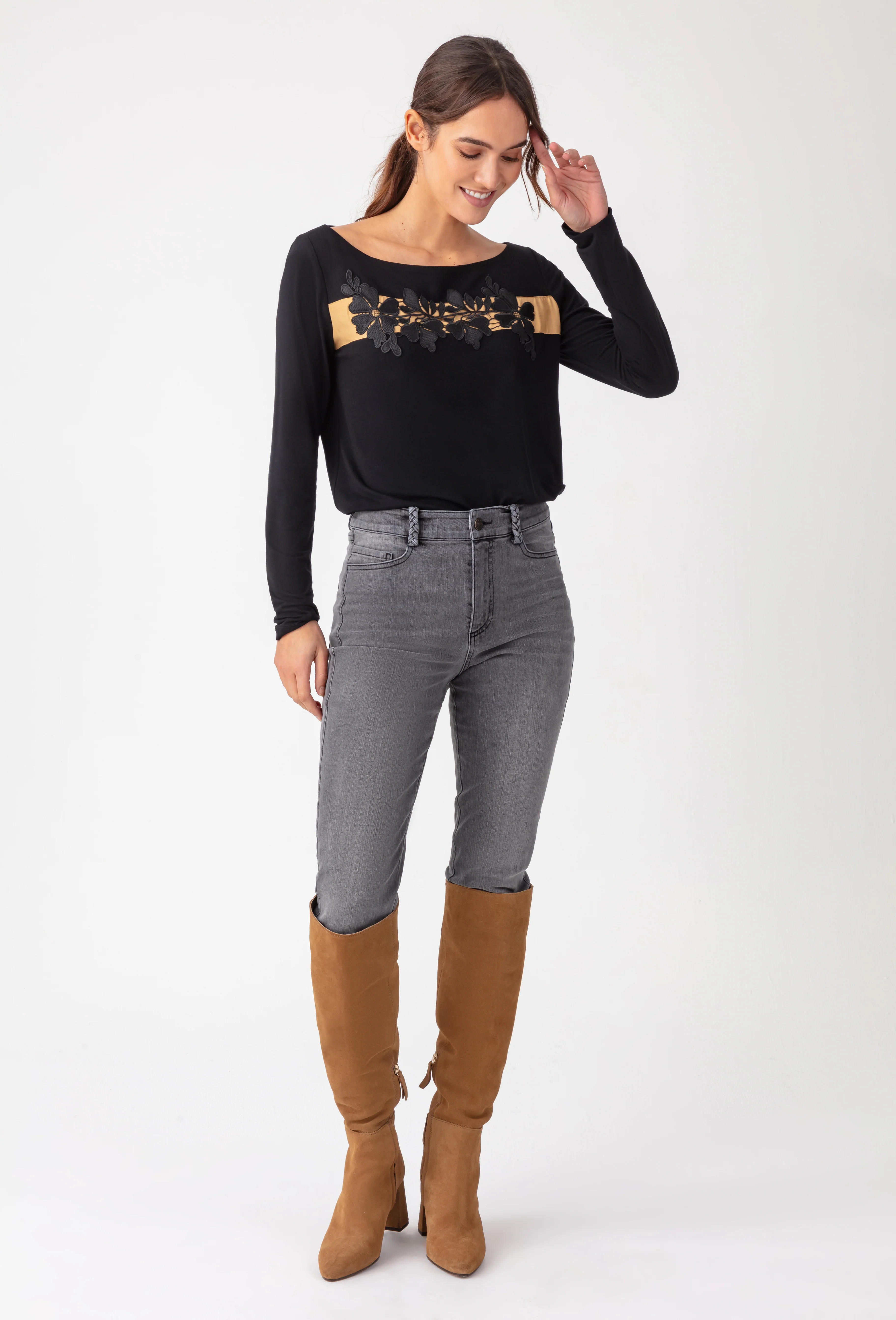Top ESMEE - Image 2