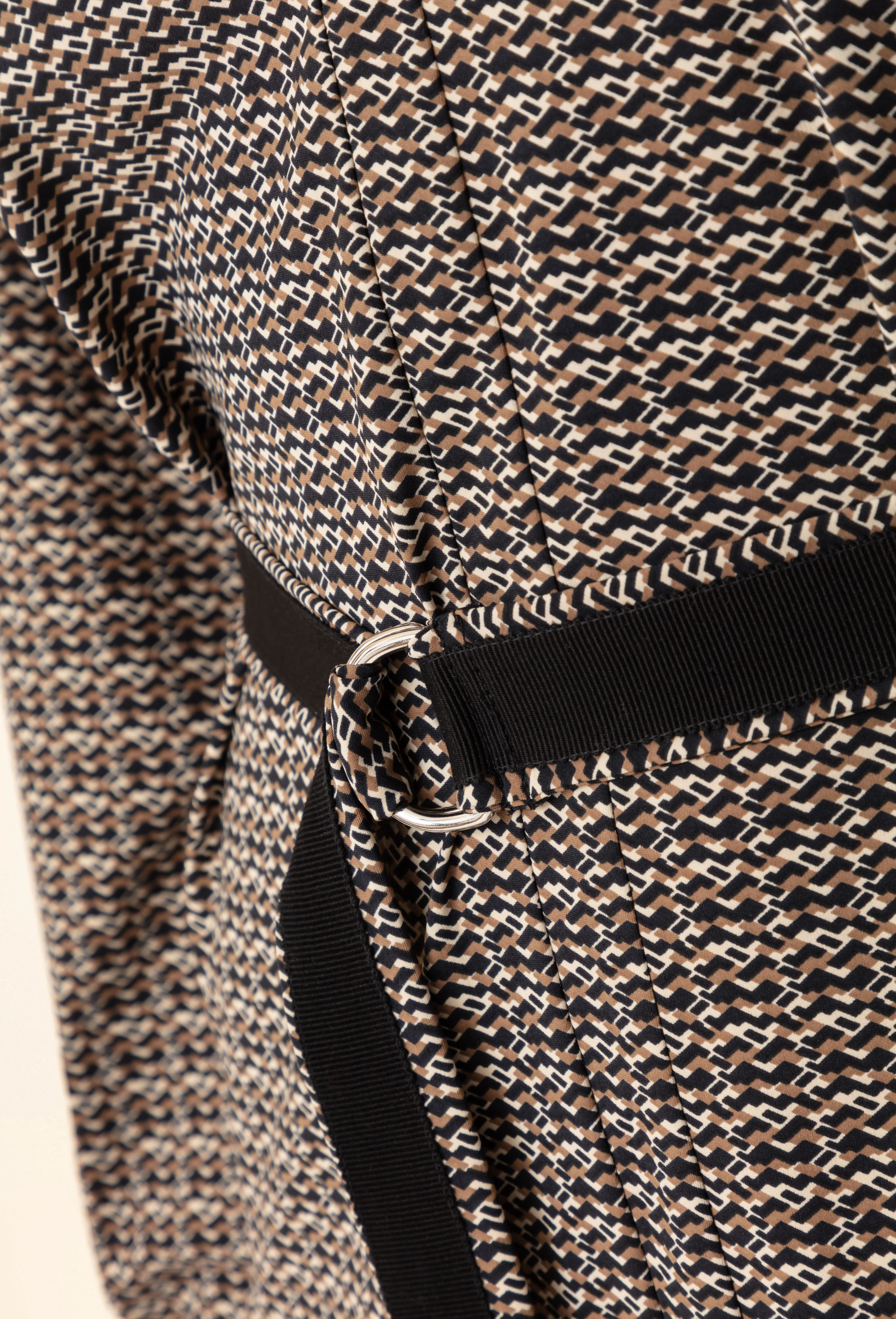 Robe VICKY - Image 4
